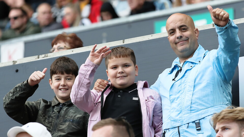 Fan Gallery | Swansea City v Hull City