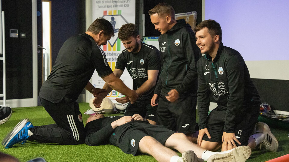 Swans staff take part in CPR training