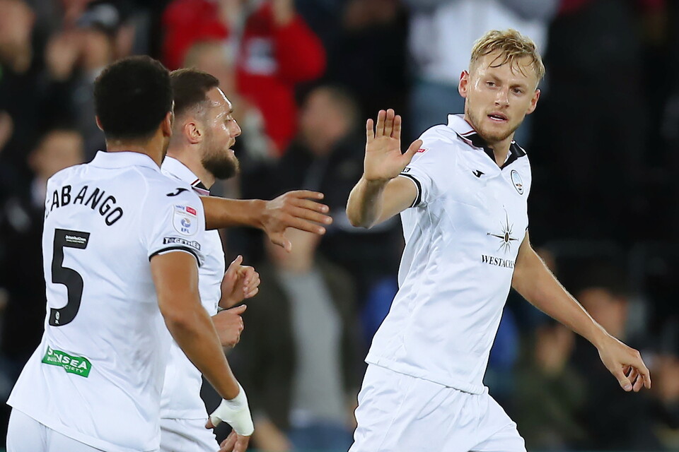Gallery | Swansea City v Reading