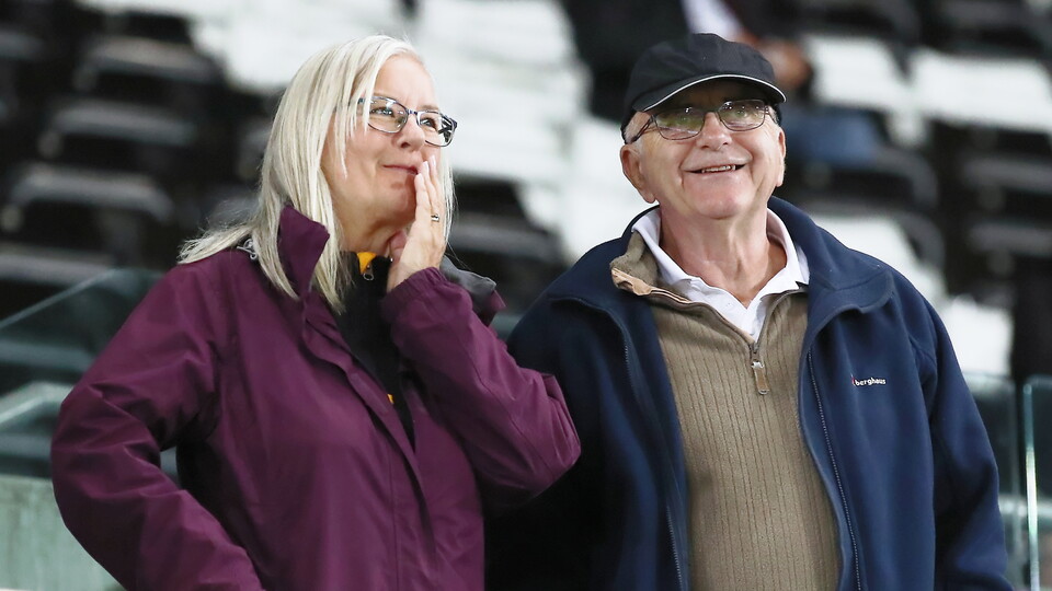 Fan Gallery - Reading (H)