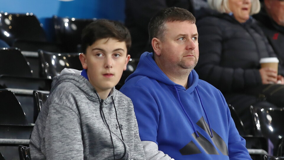 Fan Gallery - Reading (H)