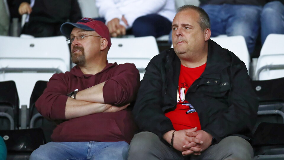 Fan Gallery - Reading (H)