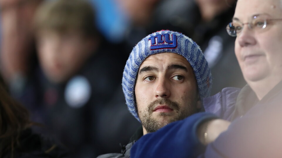 Fan Gallery - Reading (H)