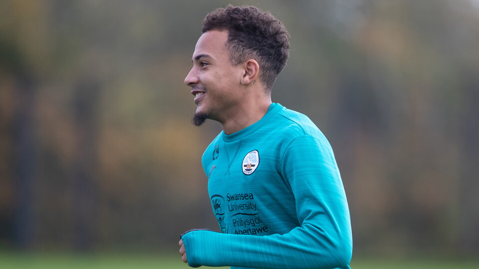 Gallery - Training before Cardiff City