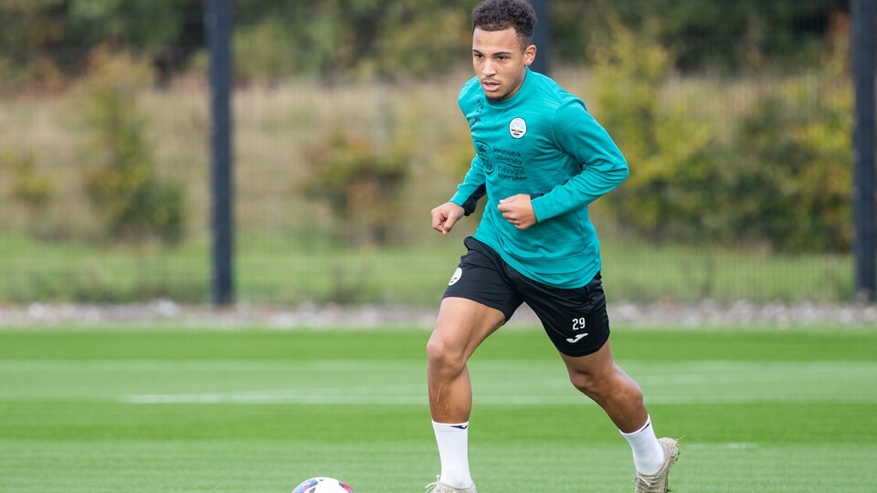 Gallery - Training before Cardiff City