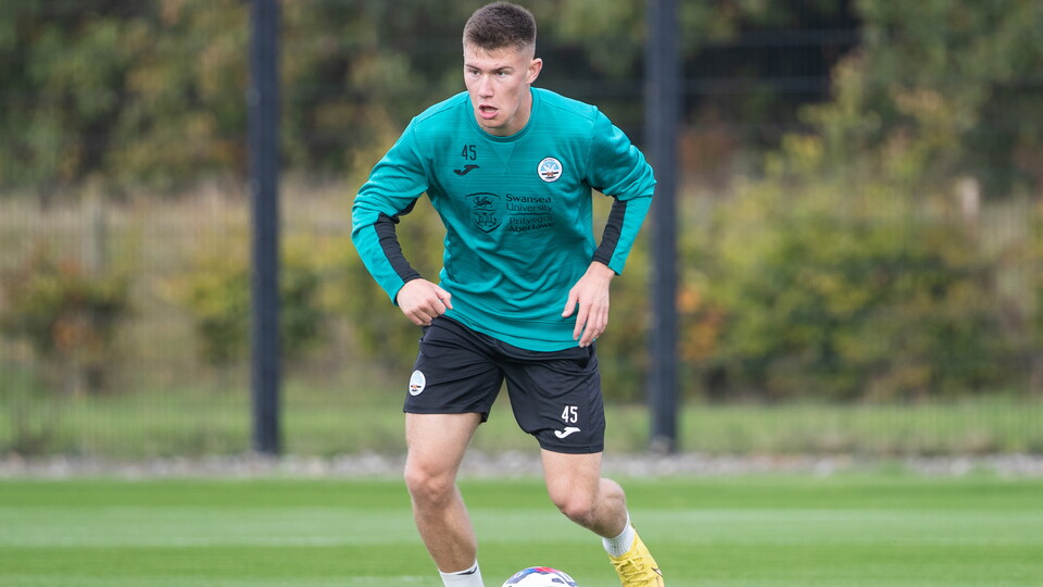 Gallery - Training before Cardiff City