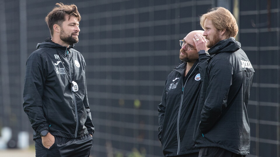 Gallery - Training before Cardiff City