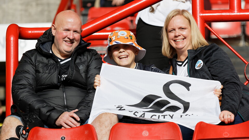 Fan Gallery Bristol Rovers