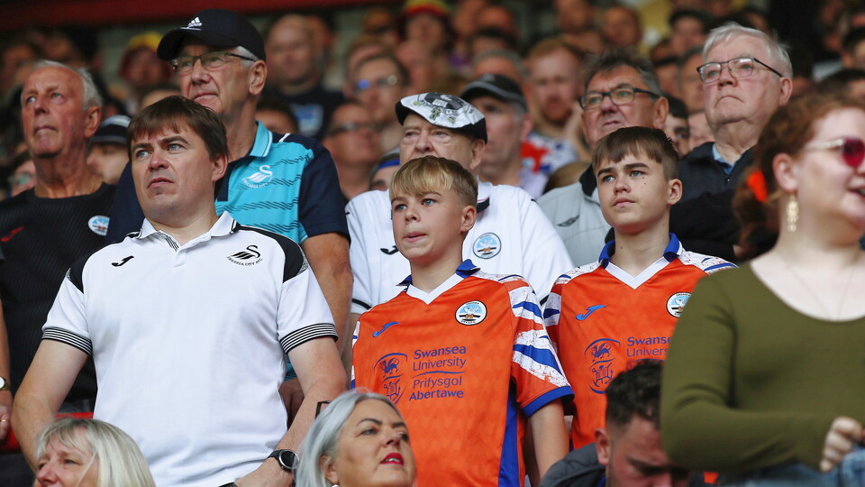 Fan Gallery Bristol Rovers