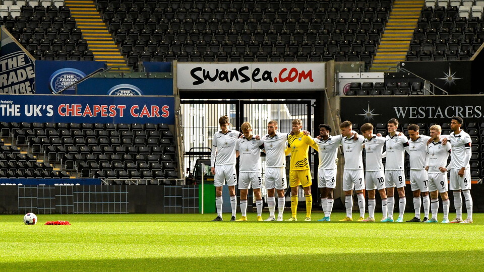 Remembrance minute silence