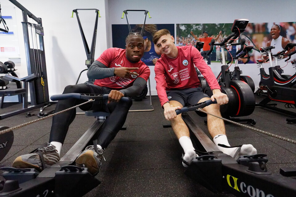 Gallery | Preparations for Huddersfield Town
