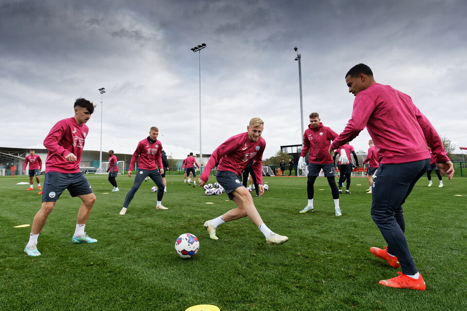 Gallery | Preparations for Huddersfield Town