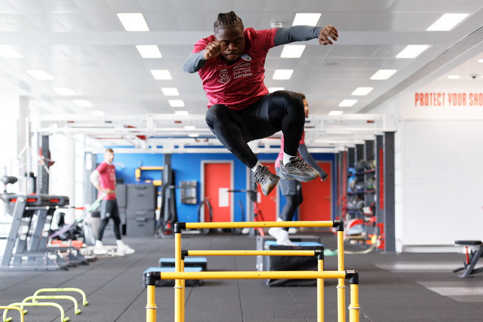 Gallery | Preparations for Huddersfield Town