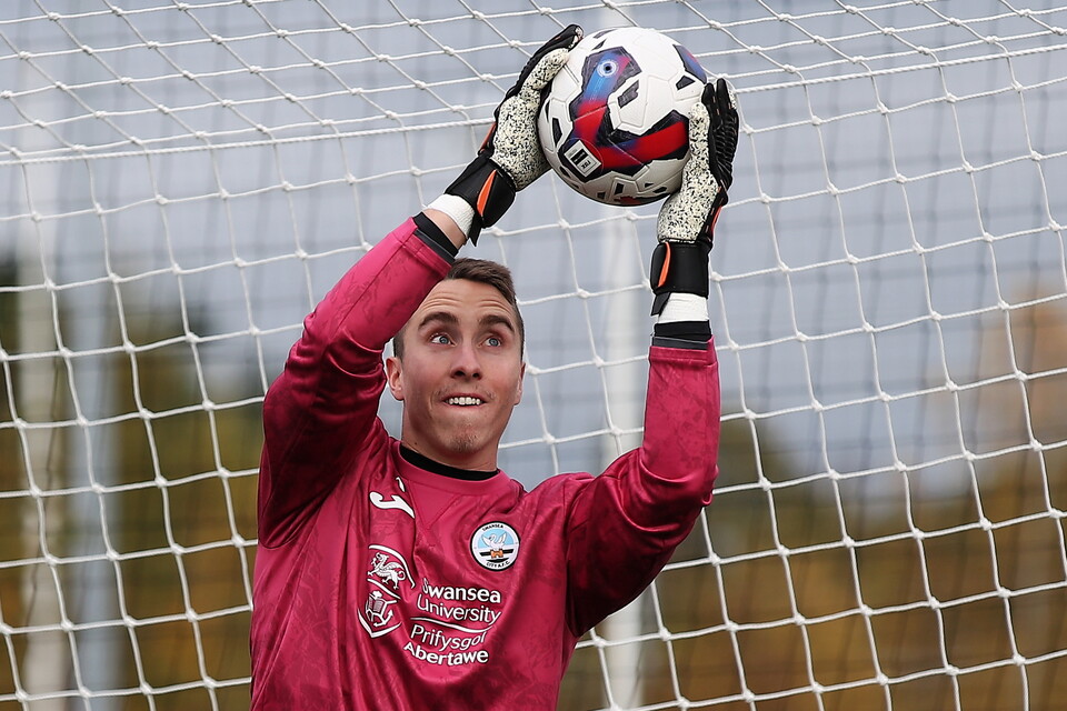 Gallery | Preparations for Huddersfield Town
