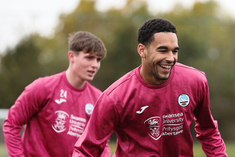 Gallery | Preparations for Huddersfield Town