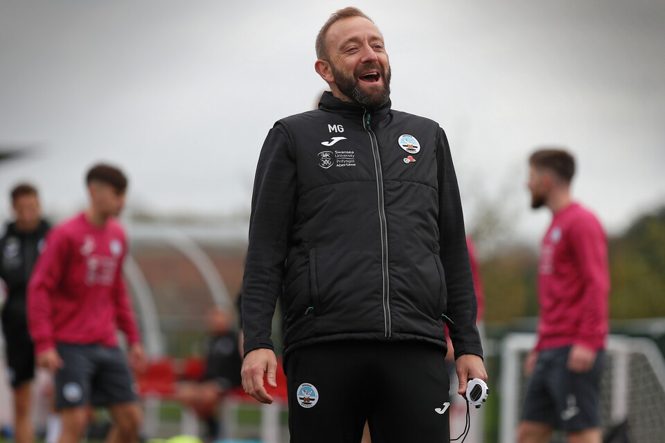 Gallery | Preparations for Huddersfield Town
