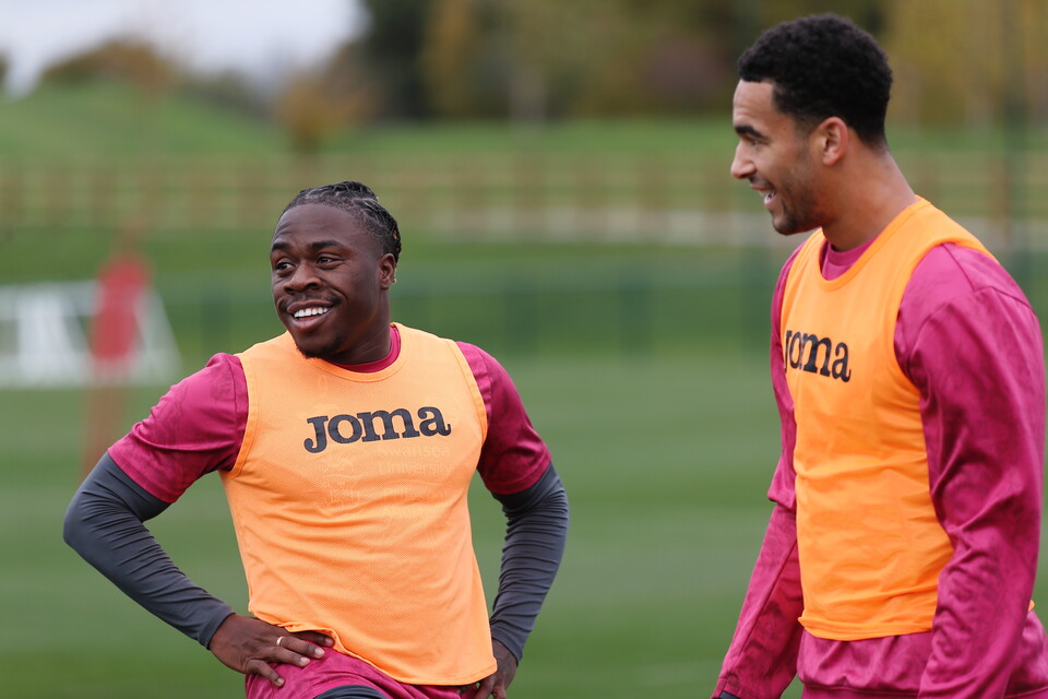 Gallery | Preparations for Huddersfield Town