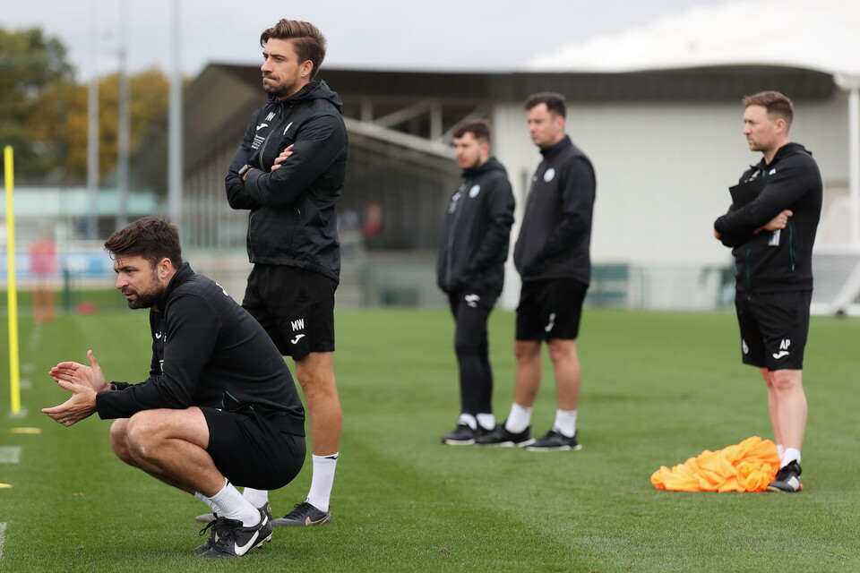 Gallery | Preparations for Huddersfield Town