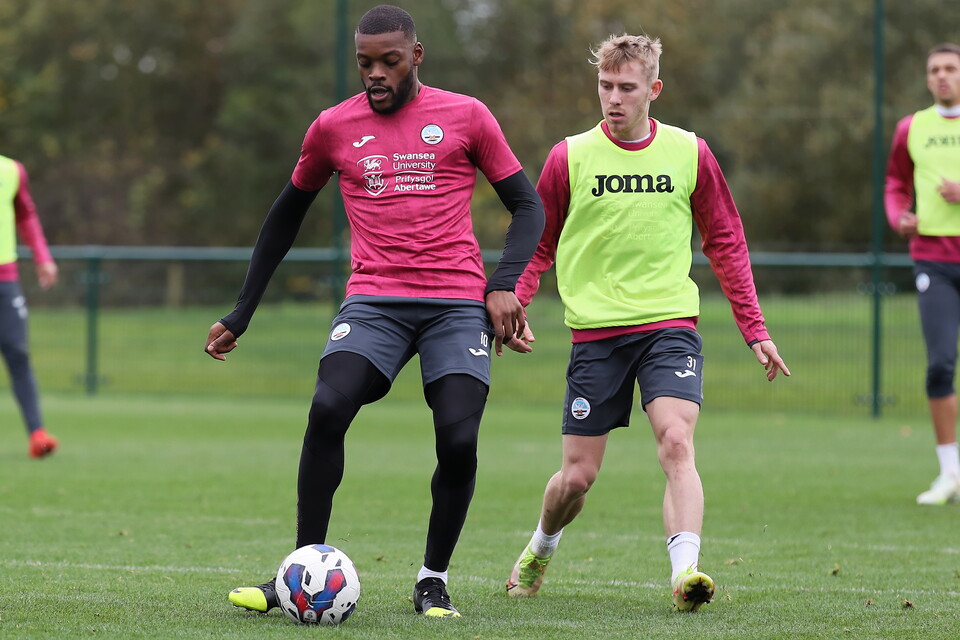 Gallery | Preparations for Huddersfield Town