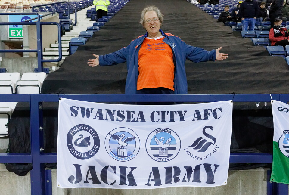 Fan Gallery - PNE (a)