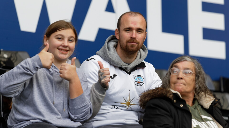 Fan gallery | Swansea City v Wigan Athletic