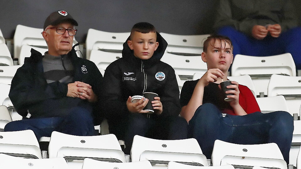 Fan gallery | Swansea City v Wigan Athletic