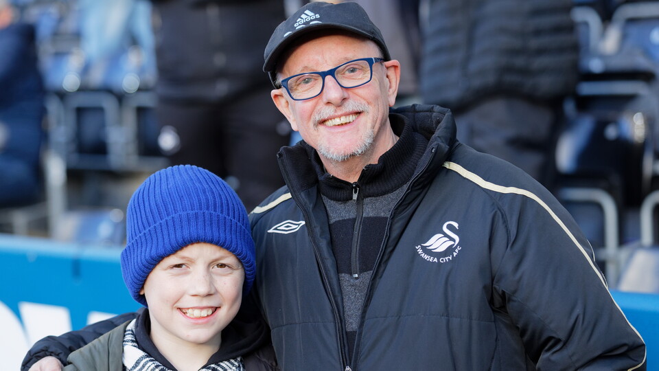 Fan Gallery Swans v Norwich City
