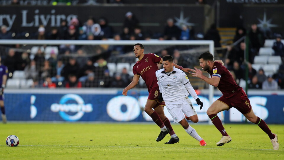Gallery Swans v Norwich City (H)