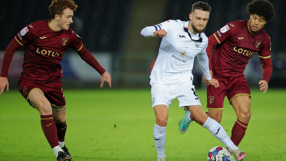 Gallery Swans v Norwich City (H)