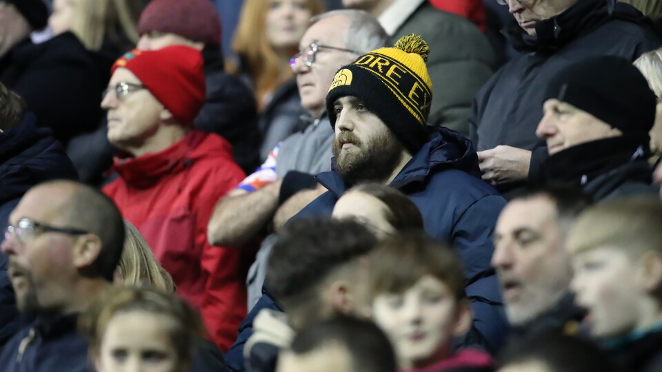 Fan Gallery - Reading (A)