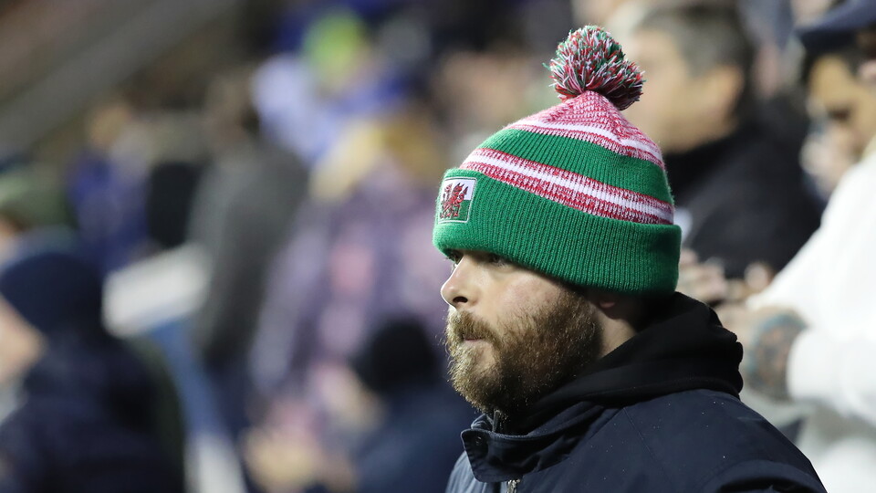 Fan Gallery - Reading (A)