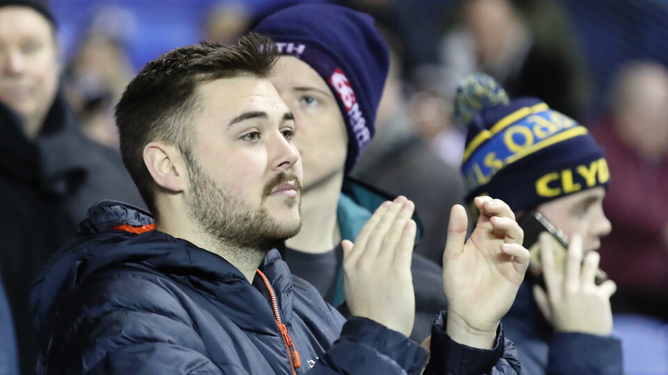 Fan Gallery - Reading (A)