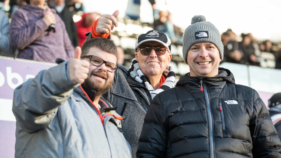 Fans 39