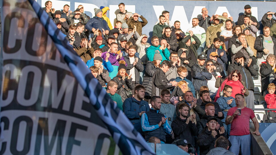 Fans 42