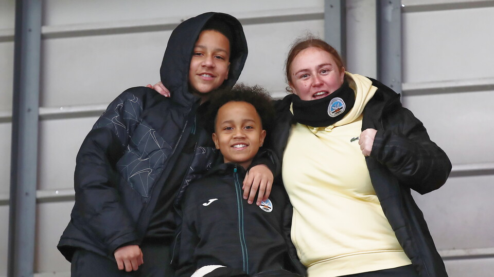 Fan Gallery - Bristol City (FA Cup)