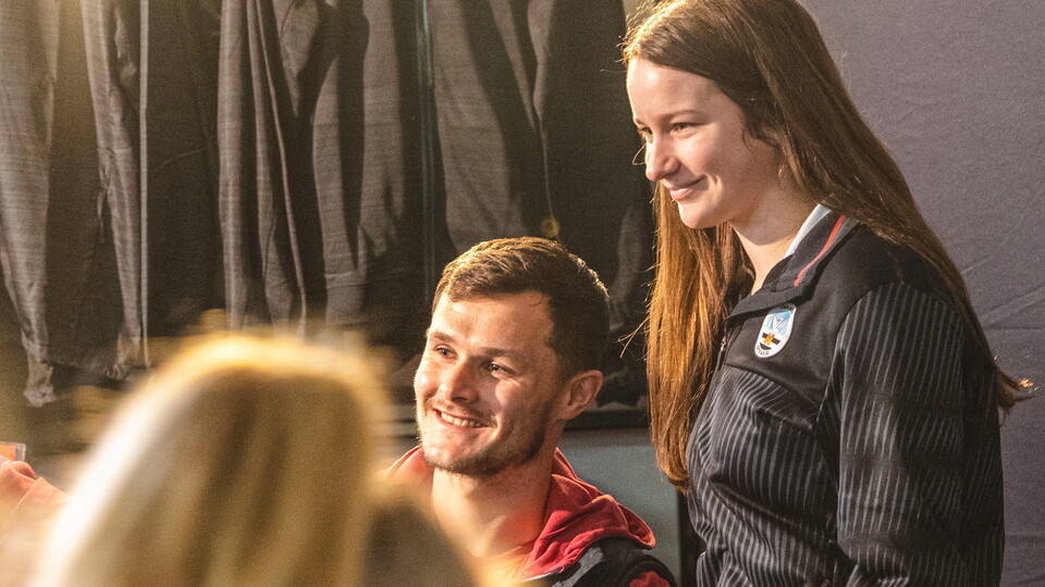 Gallery - Player Signing