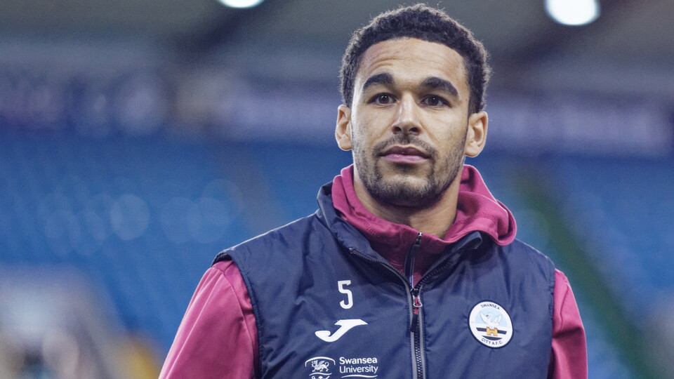 Ben Cabango arrives at Millwall