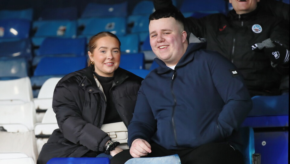 Luton (A) fan gallery 22-23