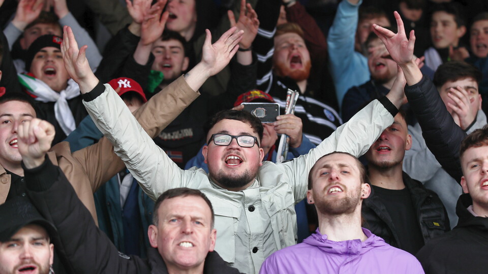 Luton (A) fan gallery 22-23