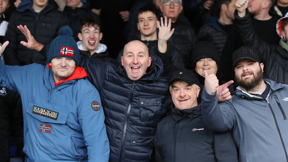 Luton (A) fan gallery 22-23