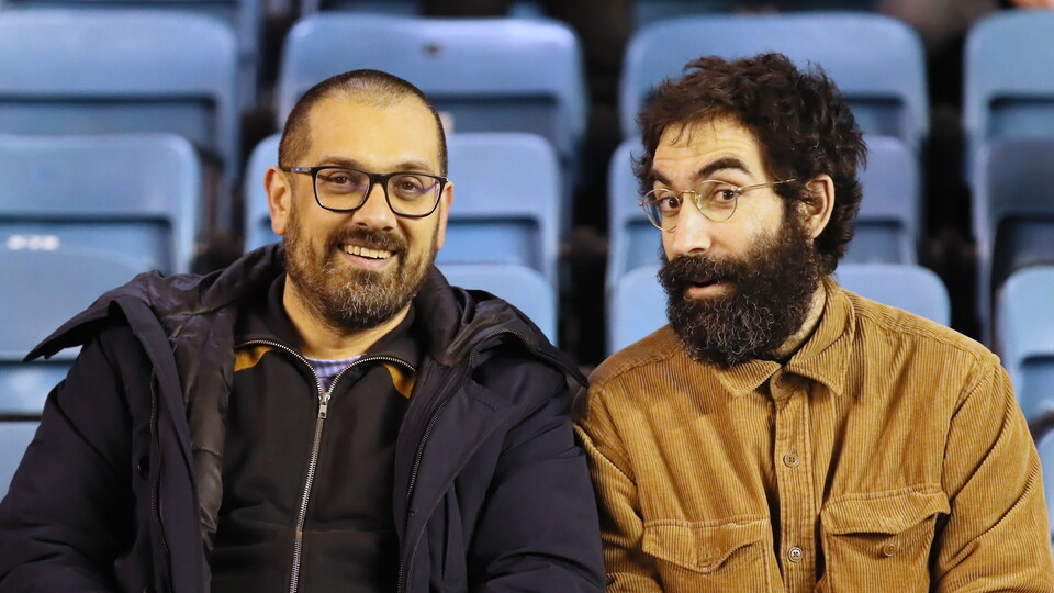 Fans 13