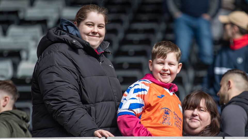 Fans 39