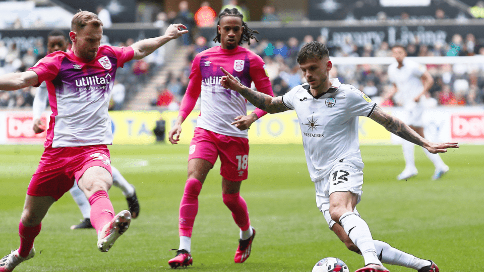 Jamie Paterson v Huddersfield