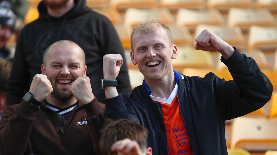 Fan Gallery - Norwich City away