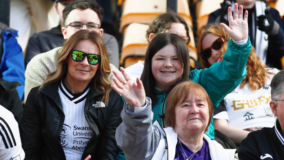Fan Gallery - Norwich City away