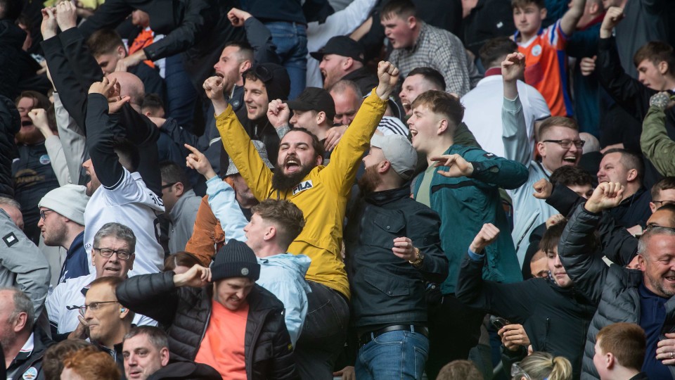 Fan Gallery - South Wales Derby