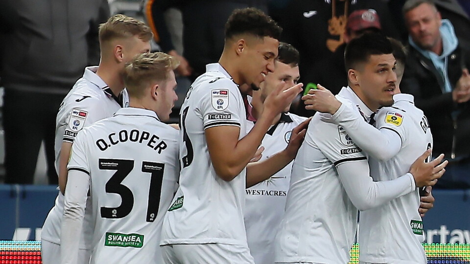 Gallery - Swans v PNE