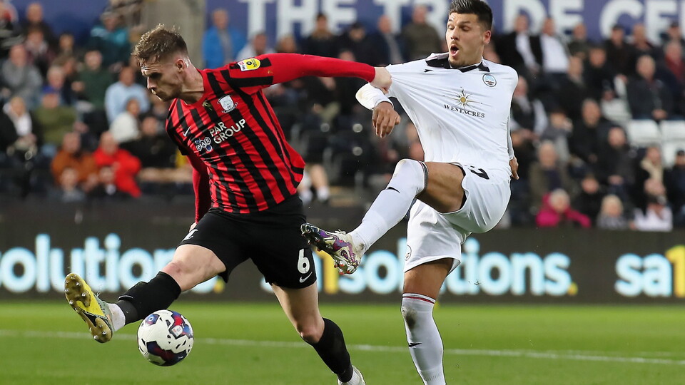 Gallery - Swans v PNE