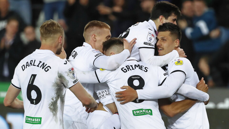 Gallery - Swans v PNE