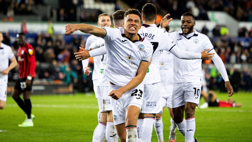 Gallery - Swans v PNE